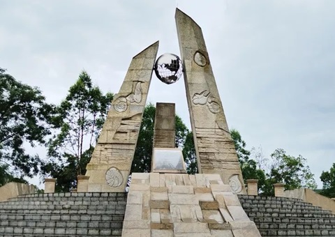 广西立异地质遗迹；；；；つＪ 打造“地质+”文旅新业态